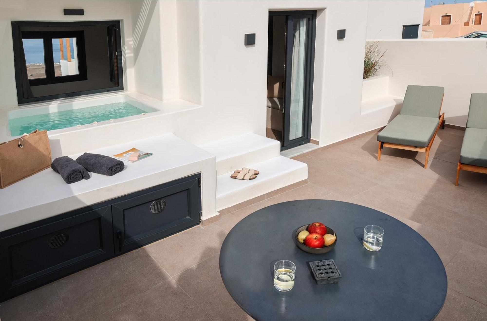 North Wind Luxury Suites 伊亚 外观 照片